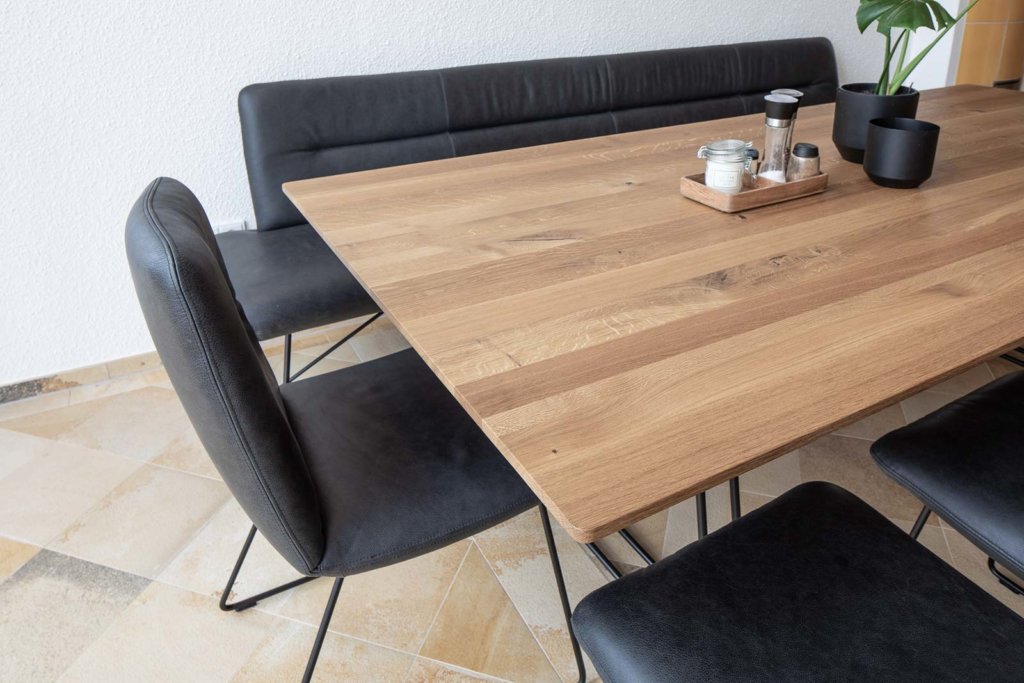 Esstisch nach Maß mit Massivholz Eiche